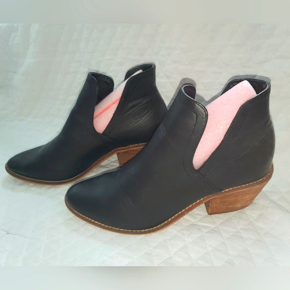 Beast fashion ankle booties